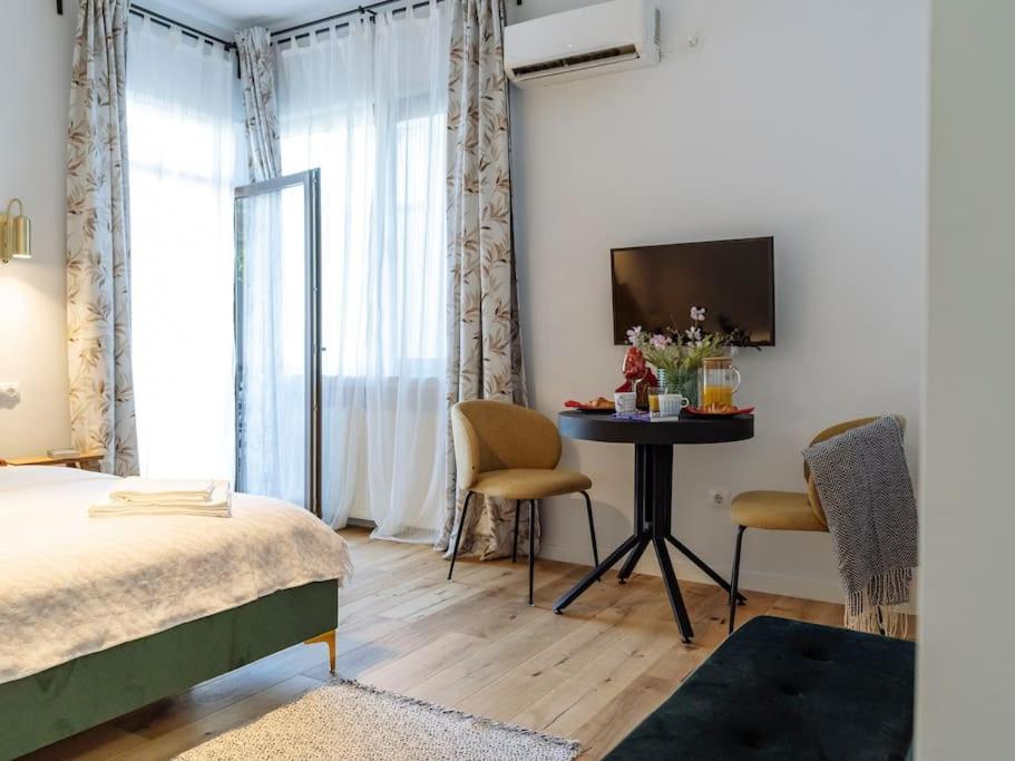 Appartement Le Bijou de Marilyn à Bucarest Extérieur photo