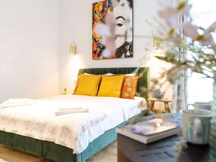Appartement Le Bijou de Marilyn à Bucarest Extérieur photo