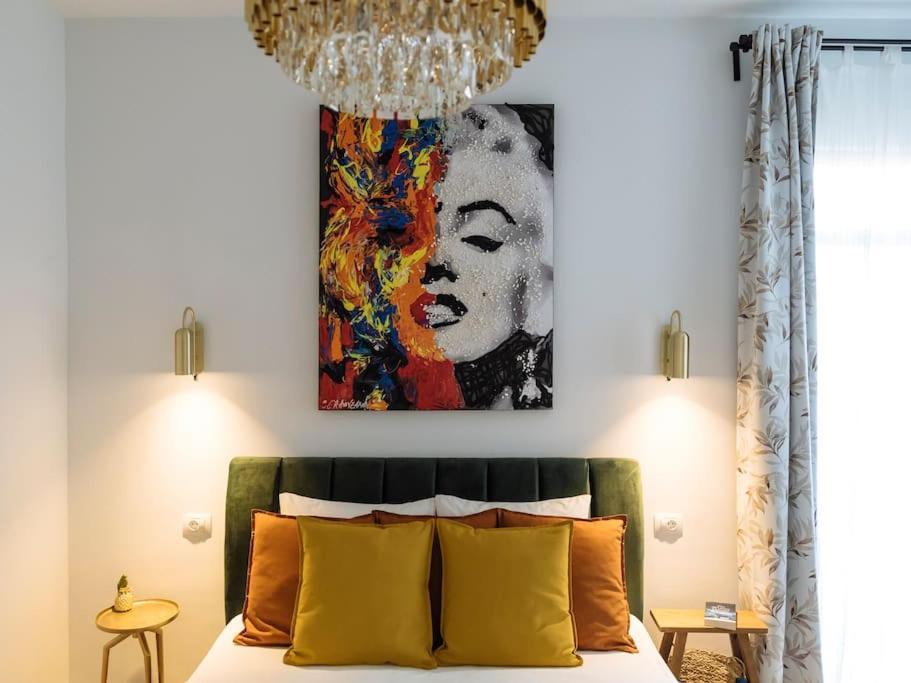 Appartement Le Bijou de Marilyn à Bucarest Extérieur photo